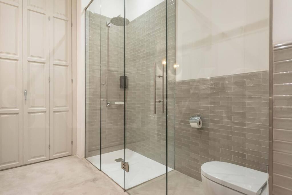 Contemporary Loft In The Historic City Center By Rems Málaga Kültér fotó