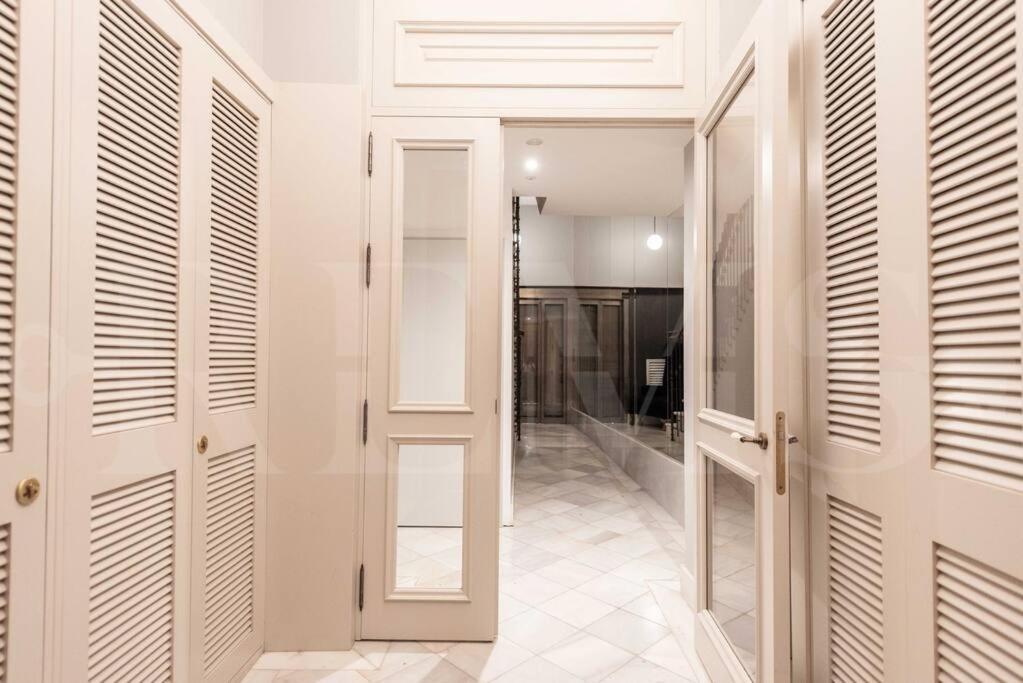 Contemporary Loft In The Historic City Center By Rems Málaga Kültér fotó