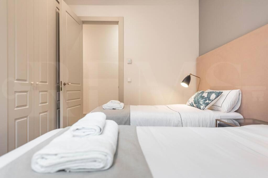 Contemporary Loft In The Historic City Center By Rems Málaga Kültér fotó