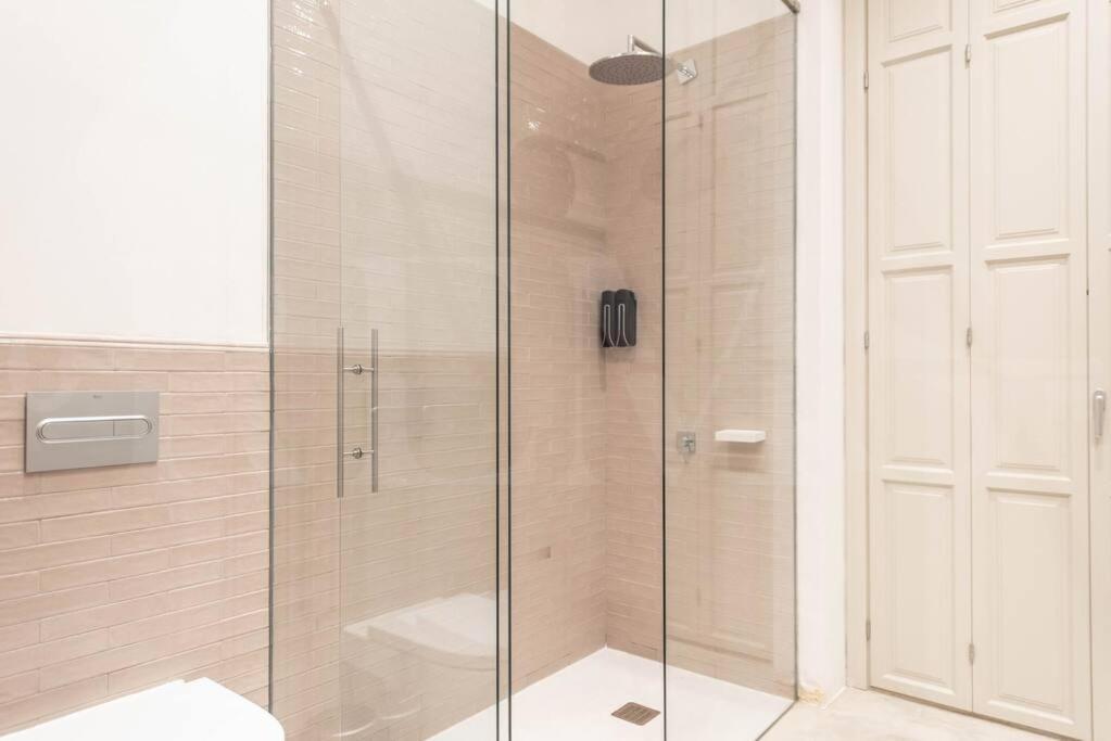 Contemporary Loft In The Historic City Center By Rems Málaga Kültér fotó