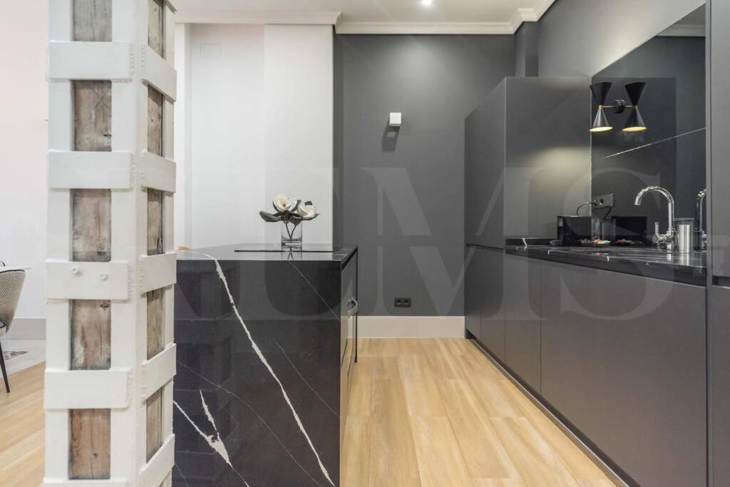 Contemporary Loft In The Historic City Center By Rems Málaga Kültér fotó