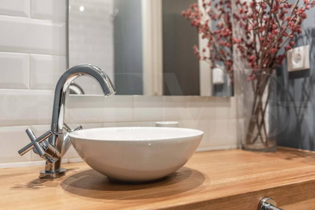 Contemporary Loft In The Historic City Center By Rems Málaga Kültér fotó