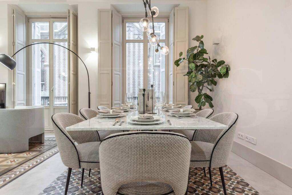 Contemporary Loft In The Historic City Center By Rems Málaga Kültér fotó