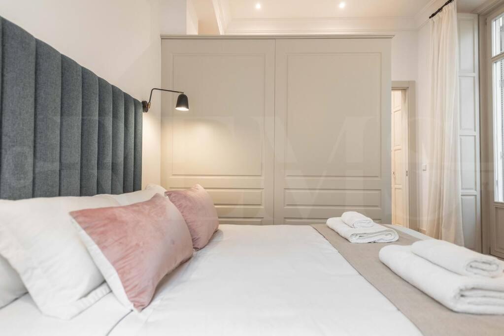 Contemporary Loft In The Historic City Center By Rems Málaga Kültér fotó