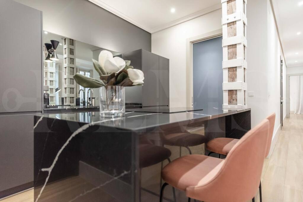 Contemporary Loft In The Historic City Center By Rems Málaga Kültér fotó